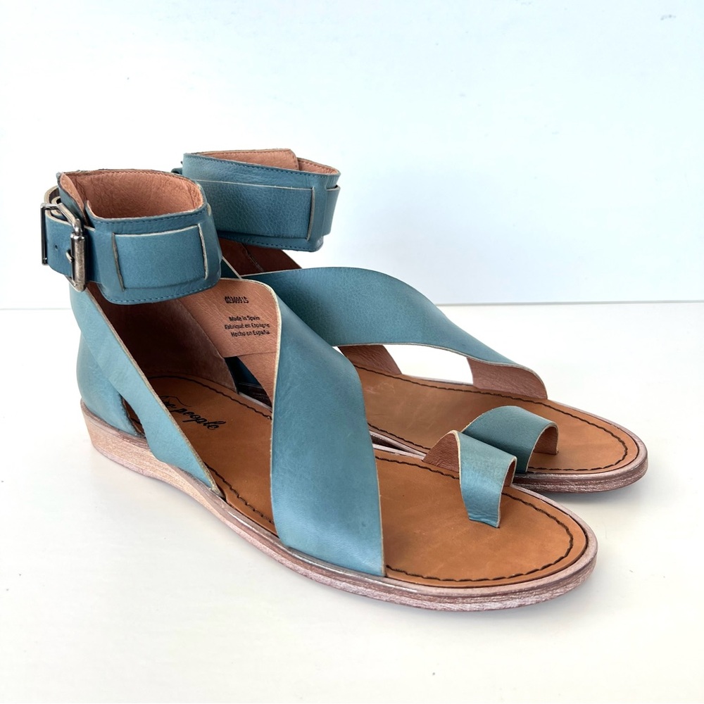 FREE PEOPLE Vale Blue Leather Ankle Buckle Strap Flat Boot Sandals Sz 41 NWOB - Picture 3 of 15